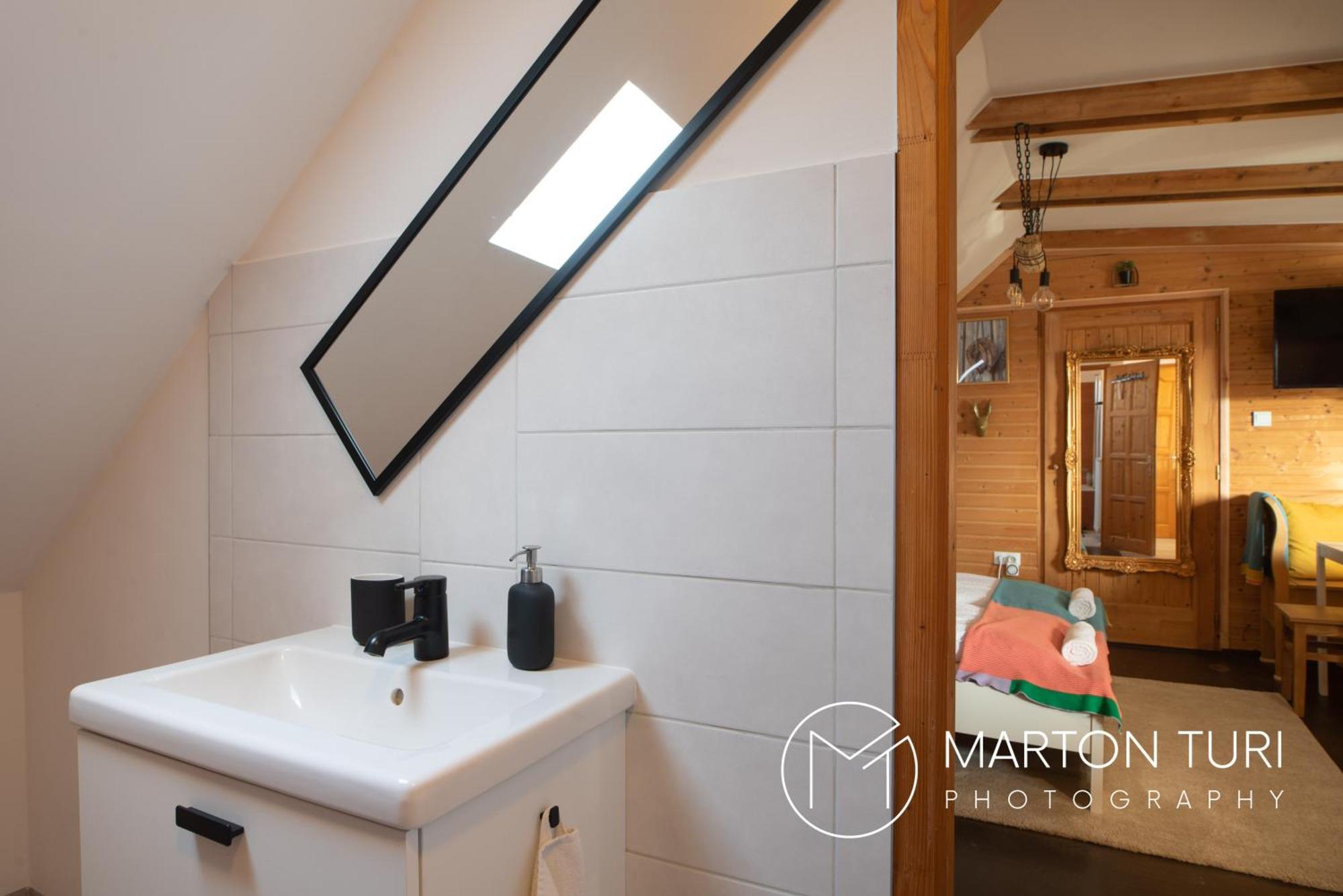 Ezuestkengyel Apartment